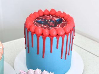 Noughts & Crosses 6" Three Layer Cake