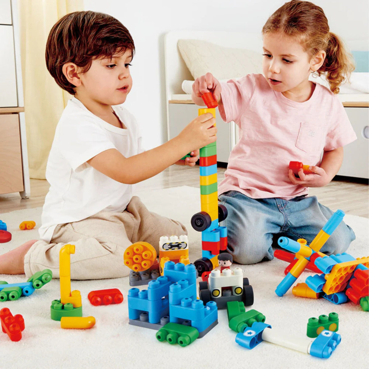 PolyM Square Bucket Set (158 Pieces) – additional view 4 | Adventure Alley Auckland